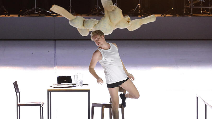 Dmitri Schostakowitschs Oper "Die Nase" in der Inszenierung von Kirill Serebrennikov im Nationaltheater.