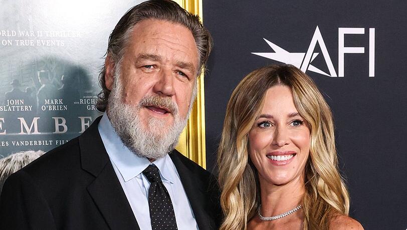 Russell Crowe mit seiner Freundin Britney Theriot in Hollywood.