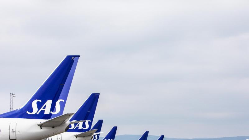 Viele bleiben vorerst am Boden: SAS-Flugzeuge stehen am Flughafen von Oslo während des Pilotenstreiks. Viele bleiben vorerst am Boden: SAS-Flugzeuge stehen am Flughafen von Oslo während des Pilotenstreiks.