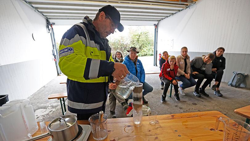 Kenntnisse f&uuml;r einfache Selbsthilfe-Tricks k&ouml;nnen &uuml;ber Krisenzeiten helfen. (Archivfoto)