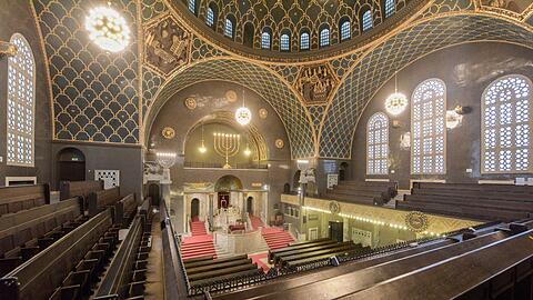 Das zur monumentalen Augsburger Synagoge gehörende jüdische Museum wird 40 Jahre alt. (Archivfoto)