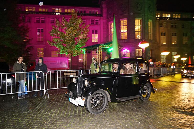 Rund 90 Ausstellungshäuser präsentierten sich bei der Langen Nacht der Museen 2015, hier beim Deutschen Museum.