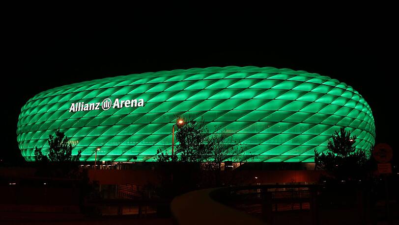 Ikonische Lichtinstallation au&szlig;en, durchdachtes Umweltkonzept innen: Die Allianz Arena (Symbolbild).