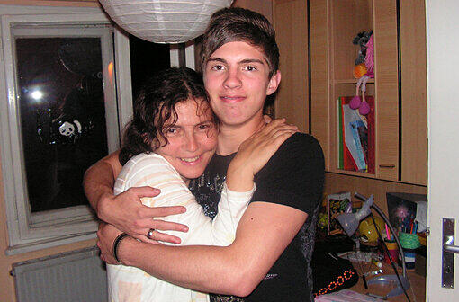 Joey mit seiner Mama Monica Heindle-Willuhn.