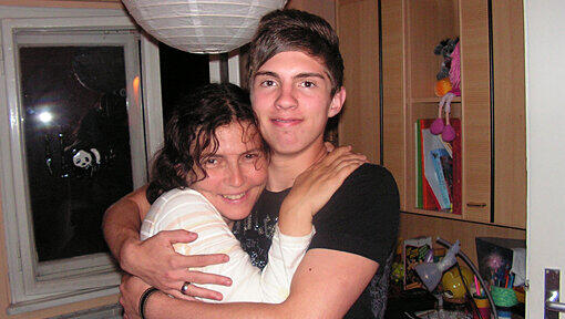 Joey mit seiner Mama Monica Heindle-Willuhn. Joey mit seiner Mama Monica Heindle-Willuhn.
