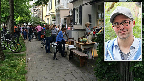 Mehr als 30 Hofflohmärkte wird es in diesem Frühling und Sommer wieder in München geben. Im kleinen Bild: Der Organisator René Götz.