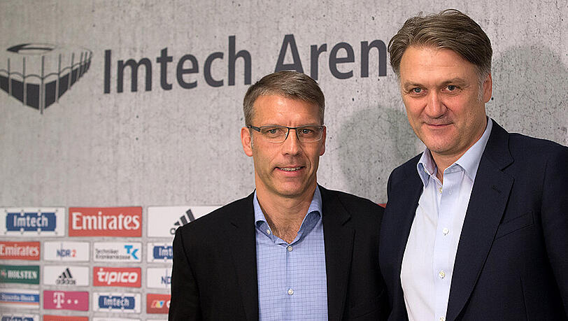 Aus für Peter Knäbel (l.): Der Sportchef des Hamburger SV muss gehen, Clubchef Dietmars Beiersdorfer übernimmt vorerst. Aus für Peter Knäbel (l.): Der Sportchef des Hamburger SV muss gehen, Clubchef Dietmars Beiersdorfer übernimmt vorerst.