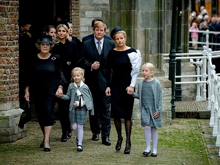 Die Niederländische Königsfamilie gedachte ihrem verstorbenen Prinz Friso