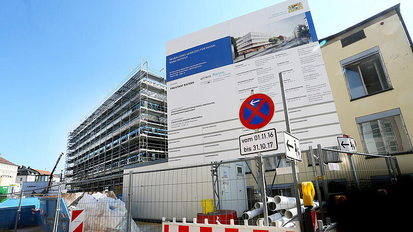Noch ist nur hier Baustelle. Doch in den nächsten Jahren wird (fast) überall auf dem Gelände abgerissen und neu gebaut werden.
