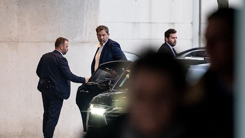 Vizekanzler Lars Klingbeil geh&ouml;rte zu den wichtigsten Teilnehmern des Treffens im Kanzleramt.