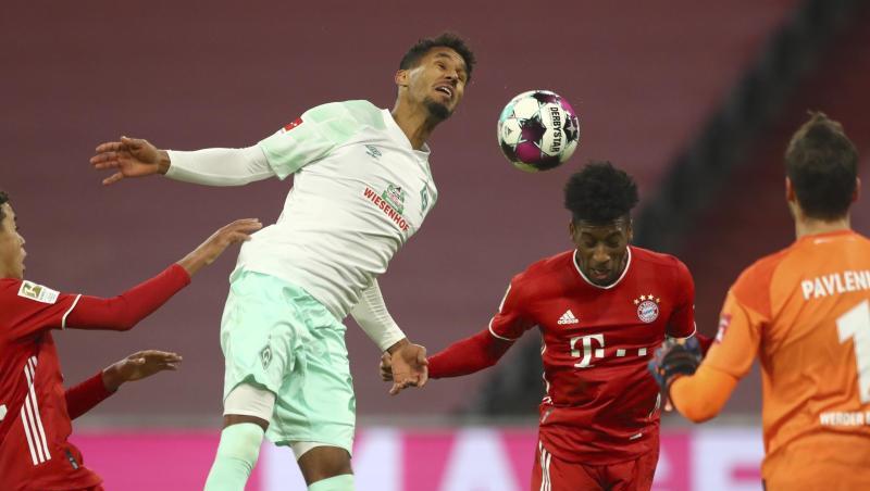 Bayern-Profi Kingsley Coman (2.v.r.) traf per Kopfball zum Ausgleich.