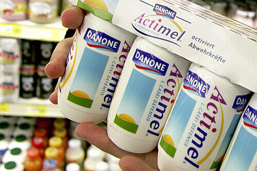 Die &bdquo;dreisteste Werbelüge des Jahres&ldquo;: Der Trinkjoghurt "Actimel" der Münchner Firma Danone.