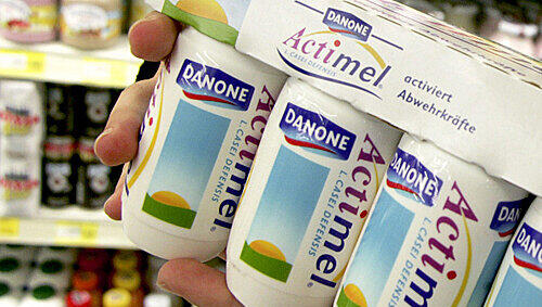 Die „dreisteste Werbelüge des Jahres“: Der Trinkjoghurt "Actimel" der Münchner Firma Danone. Die „dreisteste Werbelüge des Jahres“: Der Trinkjoghurt "Actimel" der Münchner Firma Danone.