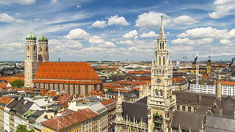 Wer in M&uuml;nchen eine Eigentumswohnung kaufen will, blutet finanziell auch als Besserverdiener. Im deutschlandweiten Schnitt jedoch ist der Kauf einer Wohnung laut Interhyp bezahlbarer geworden. (Symbolbild)