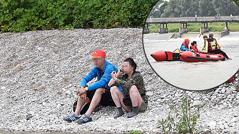 Überrascht vom Hochwasser: Zwei Wildcamper mussten von der Feuerwehr mit einem Schlauchboot von einer Sandbank gerettet werden.