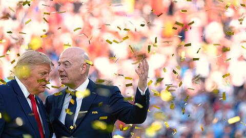 FIFA-Pr&auml;sident Gianni Infantino pflegt ein enges Verh&auml;ltnis zu Pr&auml;sident Donald Trump. (Archivbild)