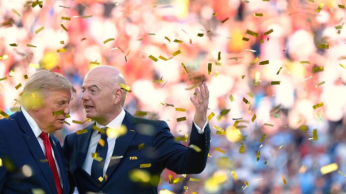 FIFA-Pr&auml;sident Gianni Infantino pflegt ein enges Verh&auml;ltnis zu Pr&auml;sident Donald Trump. (Archivbild)
