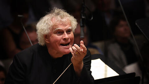Sir Simon Rattle, der neue Chefdirigent des Symphonieorchesters des Bayerischen Rundfunks.
