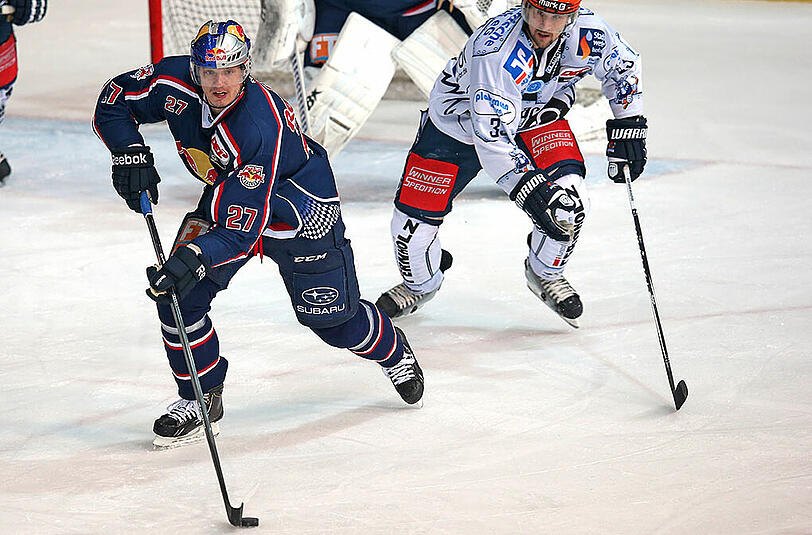 Schlüpft wieder ins EHC-Trikot: Matt Smaby, der wieder in München unterschrieben hat.