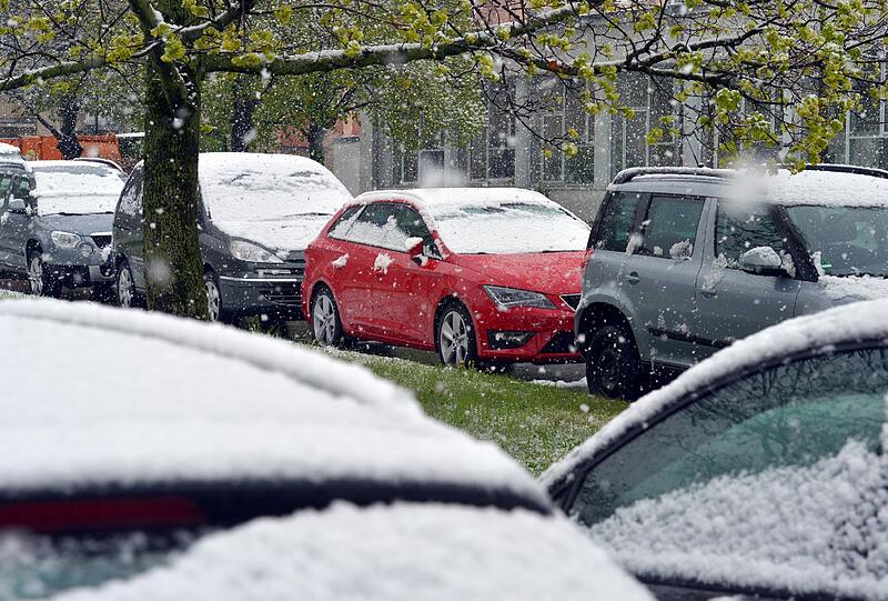 Beim Deutschen Wetterdienst wurde der falsche Knopf gedrück, und schon schneite es laut Wetterbericht in Bayern.