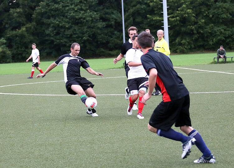 Weitere Bilder der Partie Bolzplatzlegenden gegen Munich Kickers.