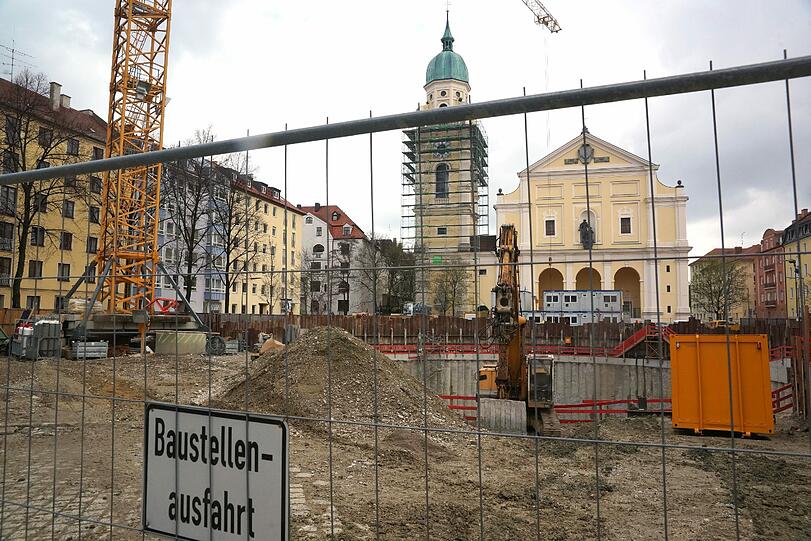 So sah die Absperrung nackt aus.