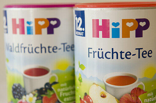 Zweieinhalb Stück Würfelzucker pro 200-Milliliter-Tasse: Die Früchte-Tees von Hipp. Der traurige erste 1. Platz