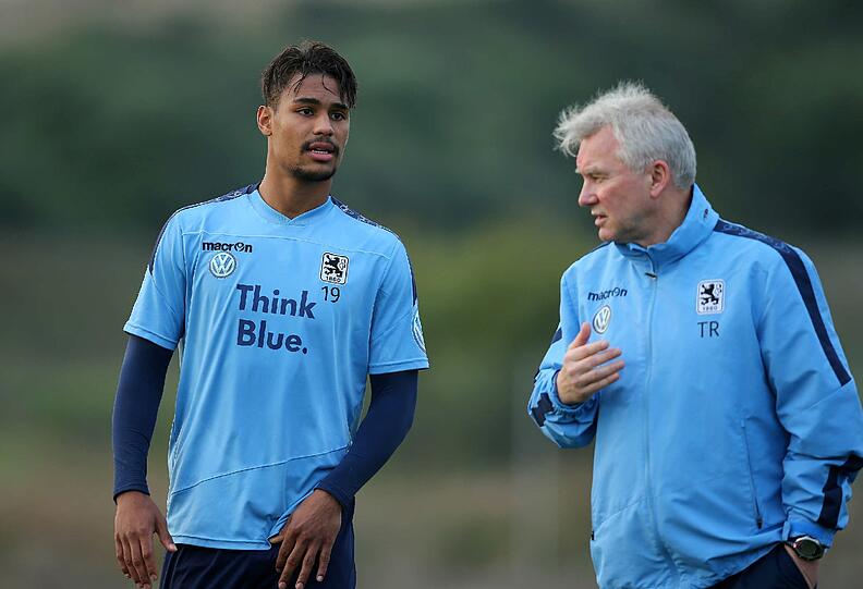 Gingen im Streit auseinander: Löwen-Stürmer Rubin Okotie und Trainer Benno Möhlmann.