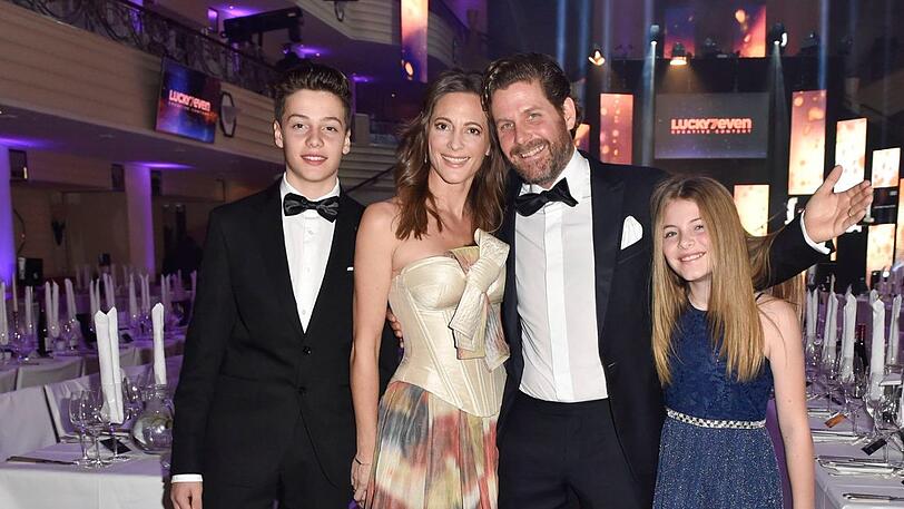 Gastgeber Philip Greffenius mit Frau Evelyn und den beiden Kindern Luke und Olivia