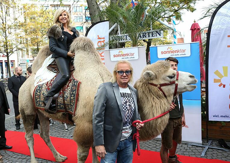 Robert und Carmen Geiss auf dem Vitktualienmarkt in München: Die Bilder