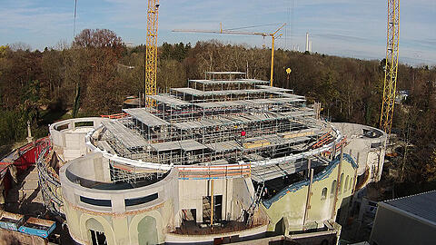 Die neue Kuppel für das historische Elefantenhaus ist ein Großprojekt, das wohl erst Mitte 2016 fertiggestellt wird.