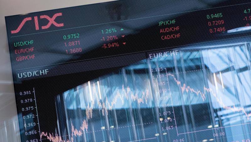 Indizes der Schweizer Börse in Zürich: Rund 30 Prozent der Schweizer Börsenschwergewichte - darunter Nestlé, Roche und Novartis - werden im Ausland gehandelt. Indizes der Schweizer Börse in Zürich: Rund 30 Prozent der Schweizer Börsenschwergewichte - darunter Nestlé, Roche und Novartis - werden im Ausland gehandelt.