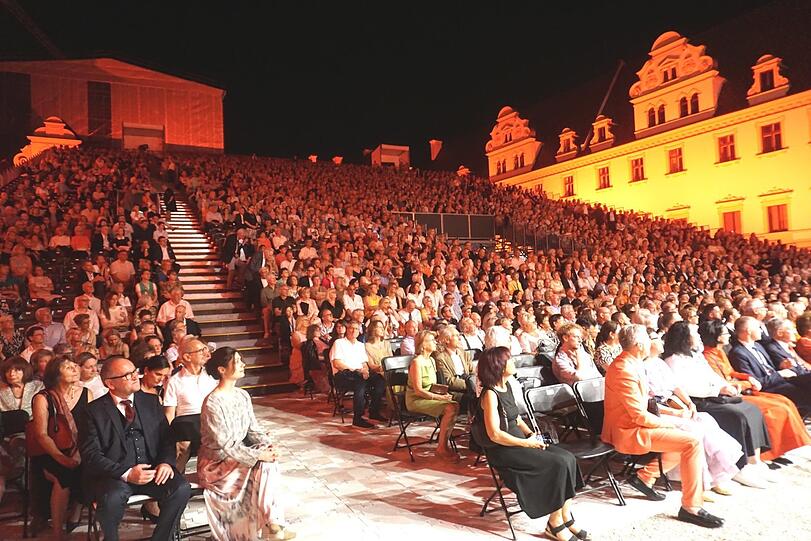 Rund 3000 Zuschauer verfolgten das Konzert