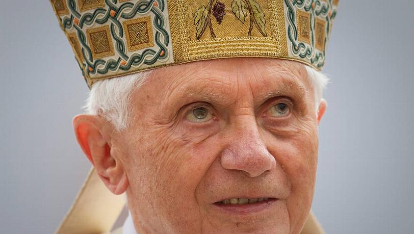 Papst Benedikt XVI. im Jahr 2011 Papst Benedikt XVI. im Jahr 2011