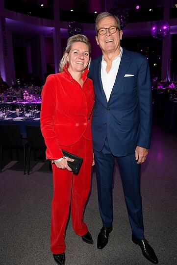 Das Unternehmerpaar Sophie Rings und Jan Klatten kommen ebenfalls zur Pin-Jubiläumsauktion in der Pinakothek der Moderne. Das Unternehmerpaar Sophie Rings und Jan Klatten kommen ebenfalls zur Pin-Jubiläumsauktion in der Pinakothek der Moderne.