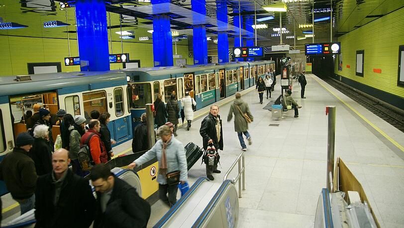 Hier würde die U9 halten: der Bahnhof Münchner Freiheit. Hier würde die U9 halten: der Bahnhof Münchner Freiheit.