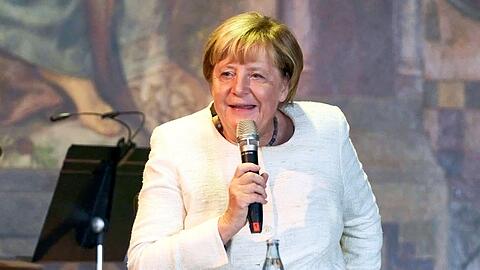 Angela Merkel im September 2022 beim Festakt zum 1100-jährigen Stadtjubiläum von Goslar in der Kaiserpfalz.