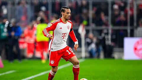 Hat Probleme mit der Patellasehne am Knie: Bayerns Leroy Sane.