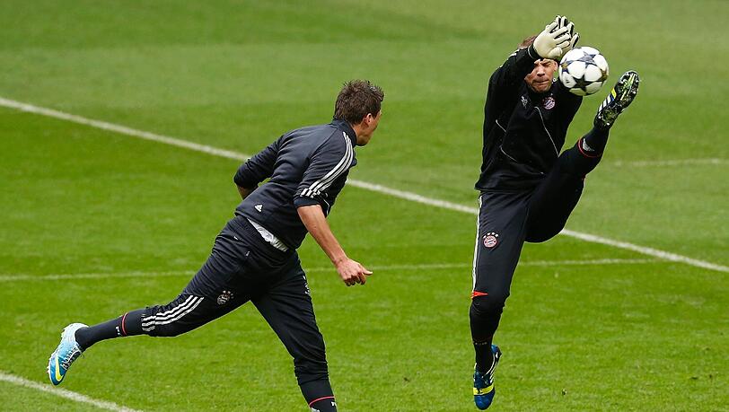Jetzt wird?s langsam ernst: Die letzte Trainingseinheit vor dem großen Showdown im " German Endspiel". Die Bilder vom Bayern-Training im Wembley-Stadion! Jetzt wird?s langsam ernst: Die letzte Trainingseinheit vor dem großen Showdown im " German Endspiel". Die Bilder vom Bayern-Training im Wembley-Stadion!