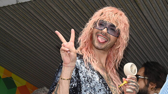Bill Kaulitz sprach im Podcast über einen neuen Mann in seinem Leben. Wer ist der Unbekannte?