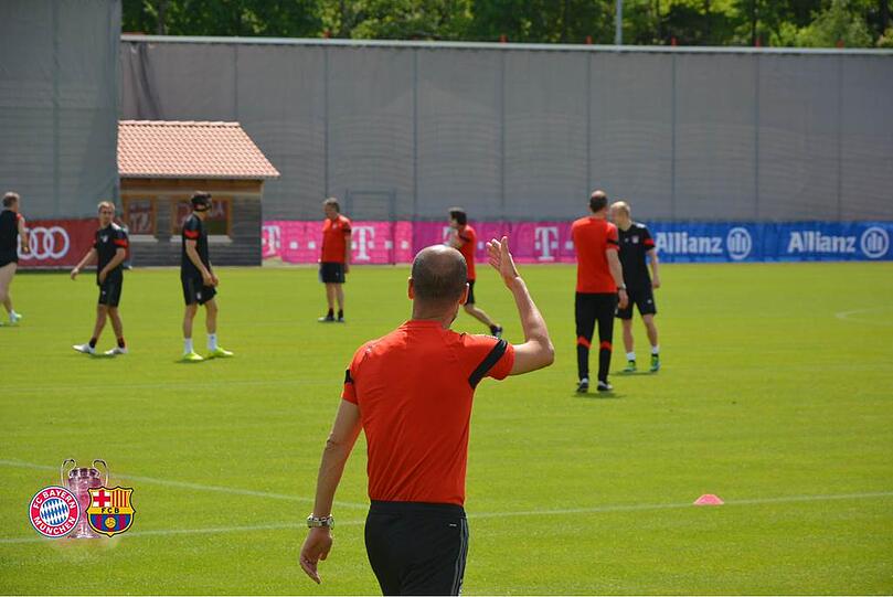 Erst schickte Pep Guardiola seine Spieler zum Anschwitzen auf den Trainingsplatz. Danach stand Mittagessen, Regeneration und Teambesprechung auf dem Programm.