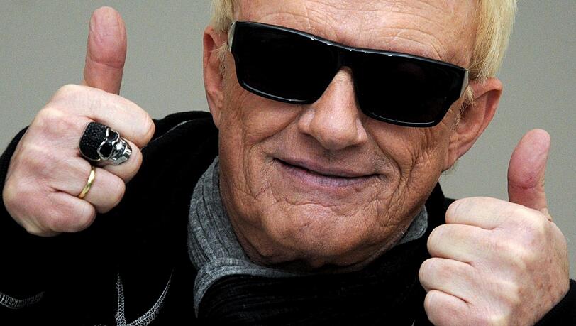 Hat bekannte Rock-Songs gecovert: Schlager-Sänger Heino. Hat bekannte Rock-Songs gecovert: Schlager-Sänger Heino.