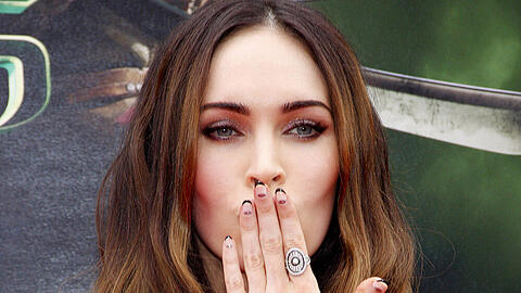 Nicht nur Schauspielerin Megan Fox zeigt sich im Corona-Jahr frisch verliebt.