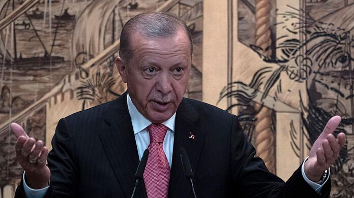 Der türkische Präsident Recep Tayyip Erdogan will mit Selenskyj sprechen.