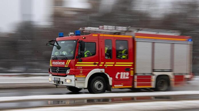 In Haidhausen hatte es die Münchner Berufsfeuerwehr mit einer komplizierten Bergungsaktion  zu tun. (Symbolbild)