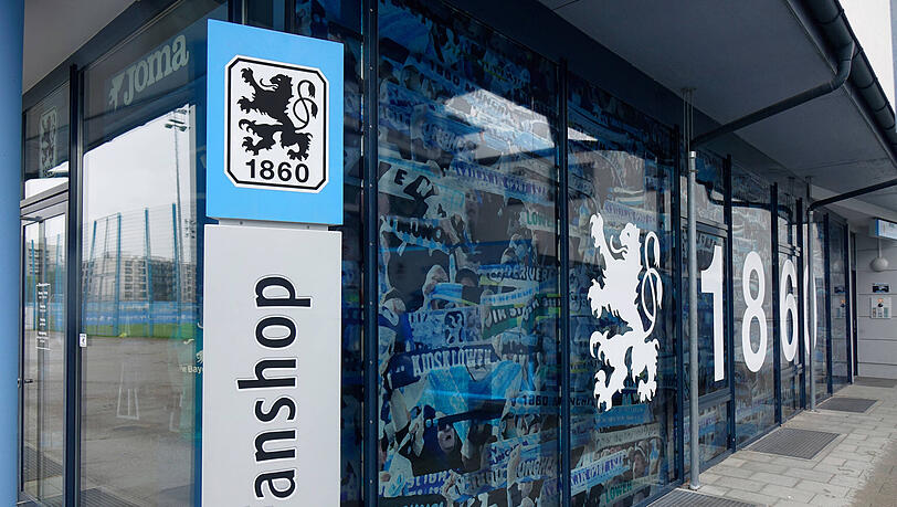 Die Öffnungszeiten des Fanshops an der Grünwalder Straße wurden in den vergangenen Wochen minimiert. Die Öffnungszeiten des Fanshops an der Grünwalder Straße wurden in den vergangenen Wochen minimiert.