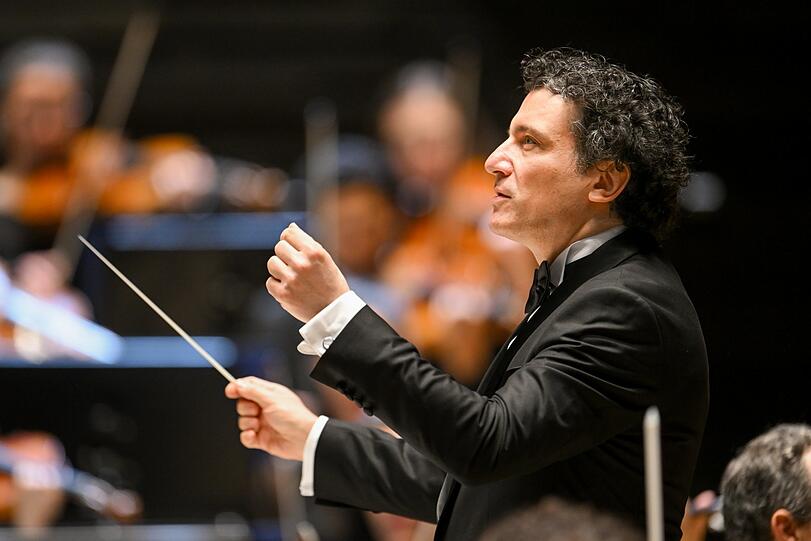 Der Dirigent Alain Altinoglu.