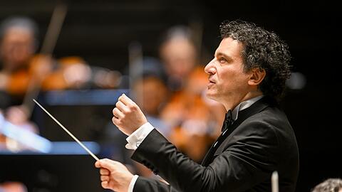 Der Dirigent Alain Altinoglu.