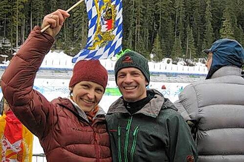 Lenas Eltern jubeln in Vancouver: Margit und Paul Neuner.