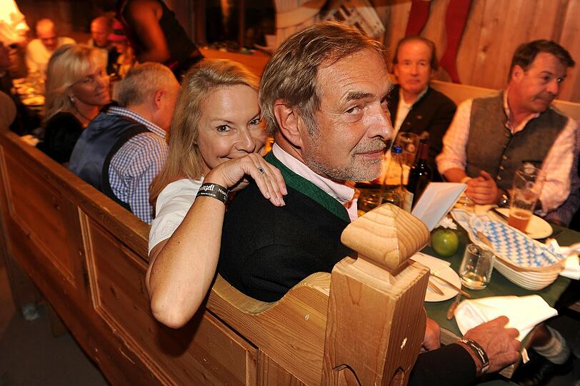 Star-Orthopäde Dr. med. Robert Siorpaes mit seiner Frau Jutta
